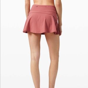 Play off the pleats skirt pink cherry tint 4 6 NEW